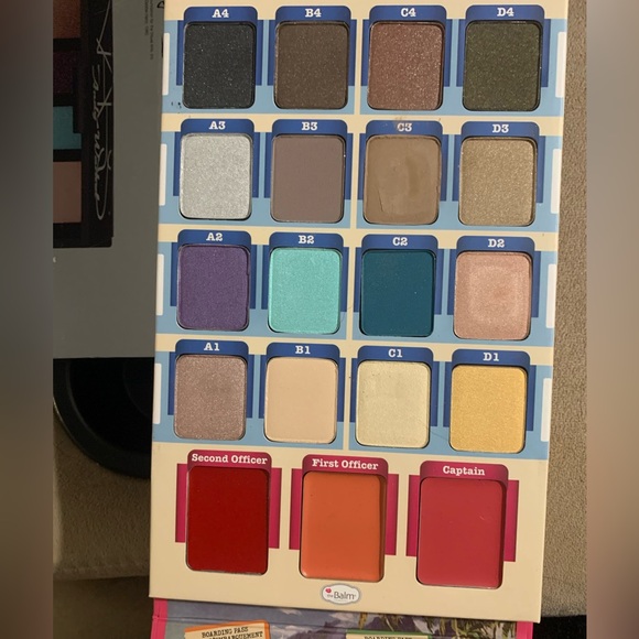 TheBalm Balm Voyage palette - Picture 3 of 6